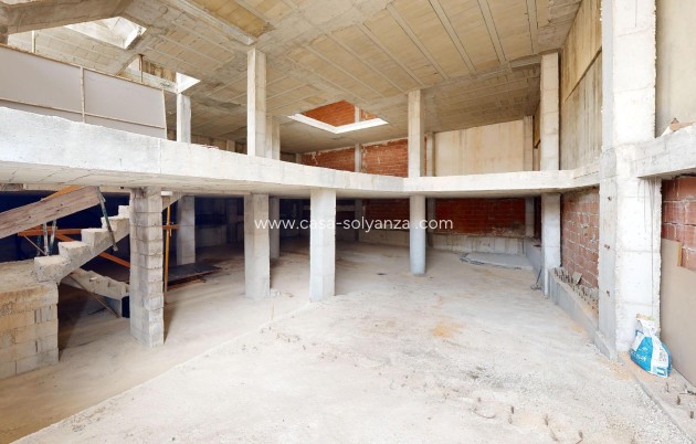 Revente - Commercial - Algorfa - La Finca Golf Resort