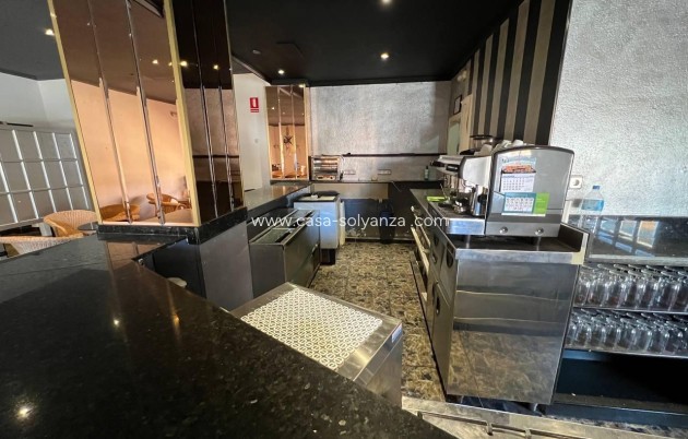 Revente - Commercial - Dolores - Center