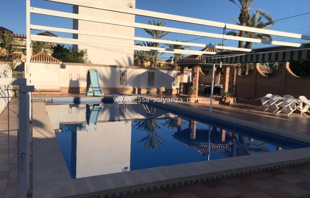 Revente - Villa - Orihuela Costa - Cabo Roig