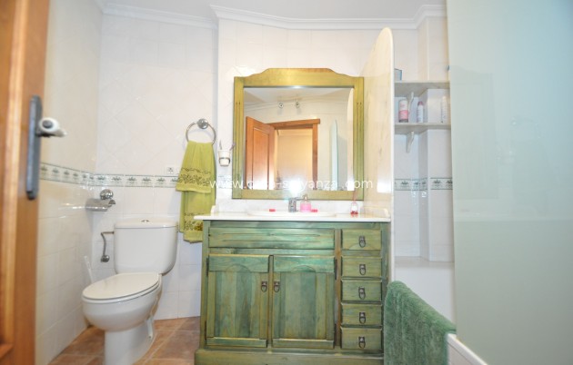 Revente - Maison de ville - Pinoso - Inland