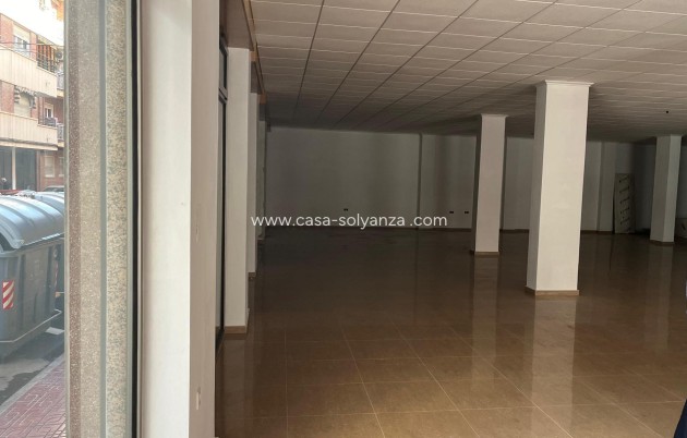 Revente - Commercial - Torrevieja - Playa de los Locos