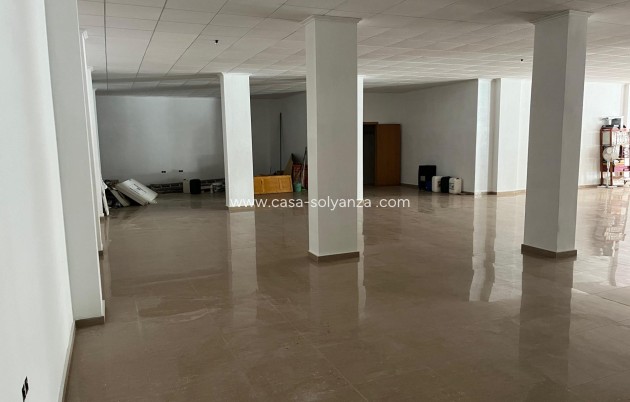 Revente - Commercial - Torrevieja - Playa de los Locos