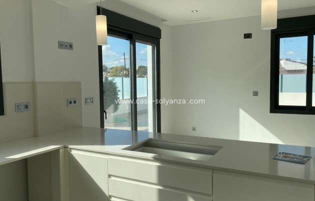 Revente - Villa - Torrevieja - Los Balcones