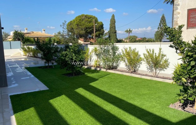 Revente - Villa - Torrevieja - Los Balcones