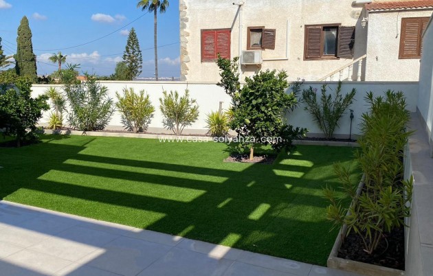 Revente - Villa - Torrevieja - Los Balcones