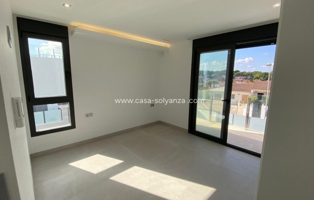 Revente - Villa - Torrevieja - Los Balcones