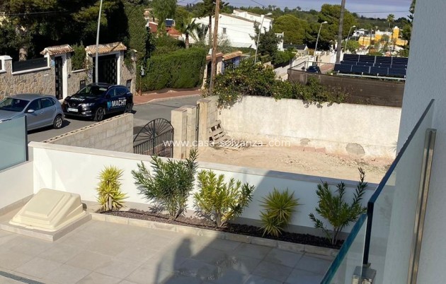 Revente - Villa - Torrevieja - Los Balcones