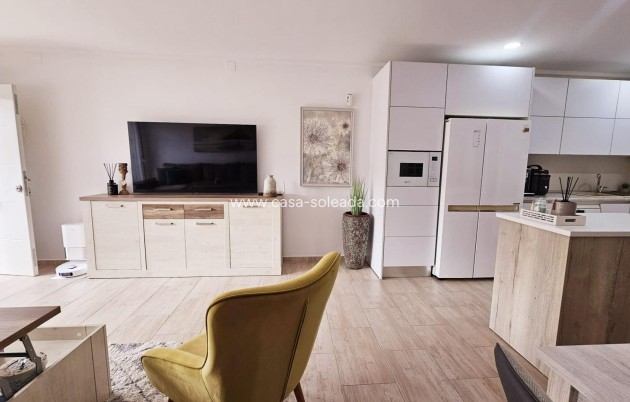 Revente - Appartement - Torrevieja - La Siesta