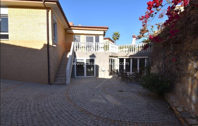 Revente - Villa - Orihuela Costa - La Zenia