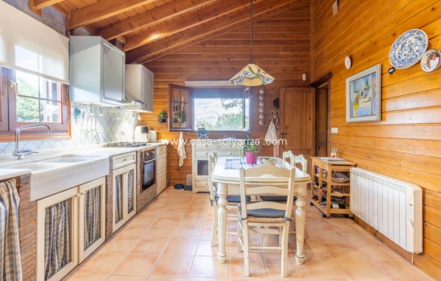 Revente - Commercial - Orba - Inland