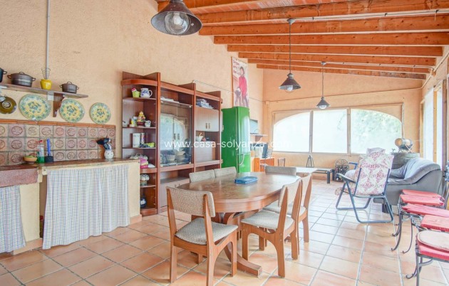 Revente - Commercial - Orba - Inland