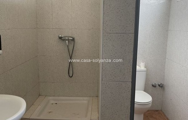 Revente - Commercial - Hondón de las Nieves - Inland