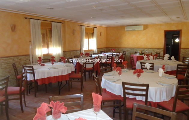 Revente - Commercial - Fortuna - Inland