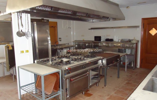 Revente - Commercial - Fortuna - Inland