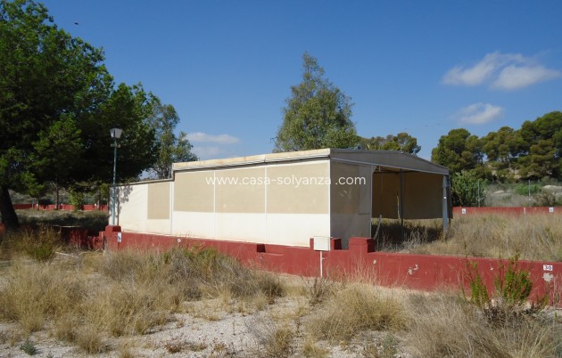 Revente - Commercial - Fortuna - Inland