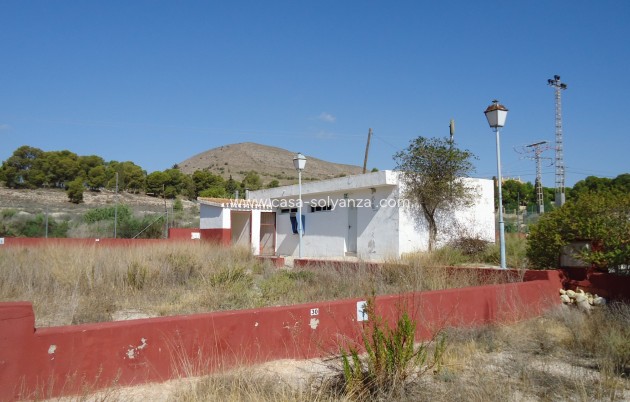 Revente - Commercial - Fortuna - Inland