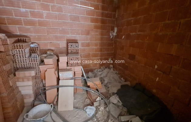 Revente - Maison de ville - Pinoso - Inland