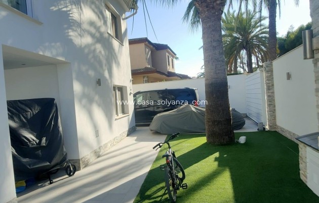 Revente - Villa - Orihuela Costa - La Zenia