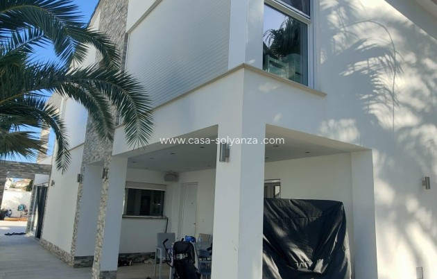 Revente - Villa - Orihuela Costa - La Zenia