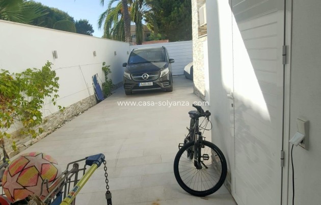 Revente - Villa - Orihuela Costa - La Zenia