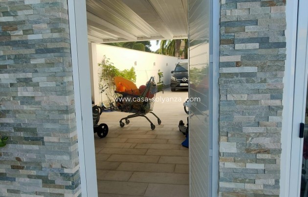 Revente - Villa - Orihuela Costa - La Zenia