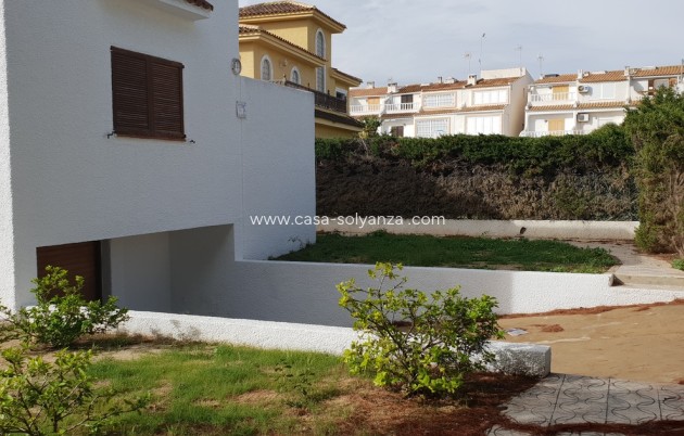 Herverkoop - Villa - La Zenia - Costa Blanca