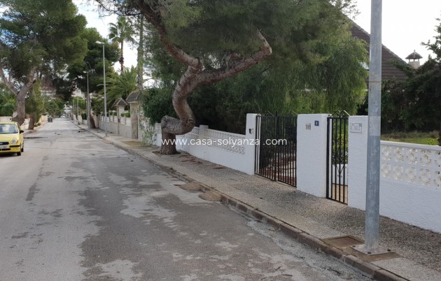 Herverkoop - Villa - La Zenia - Costa Blanca