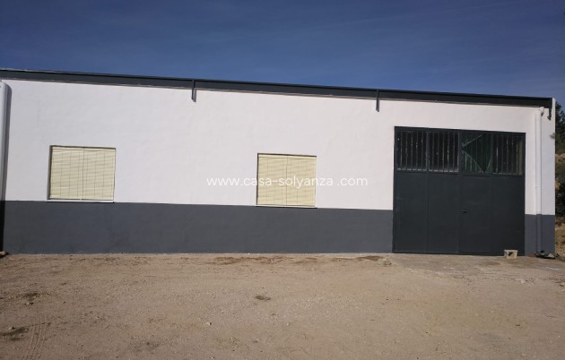 Revente - Commercial - Yecla - Inland