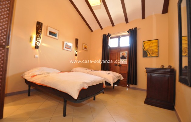 Revente - Commercial - Pinoso - Inland