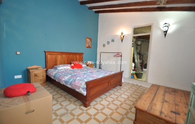 Revente - Commercial - Pinoso - Inland