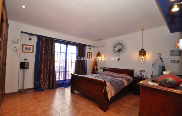 Revente - Commercial - Pinoso - Inland