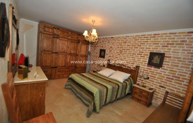 Revente - Maison de ville - Pinoso - Inland