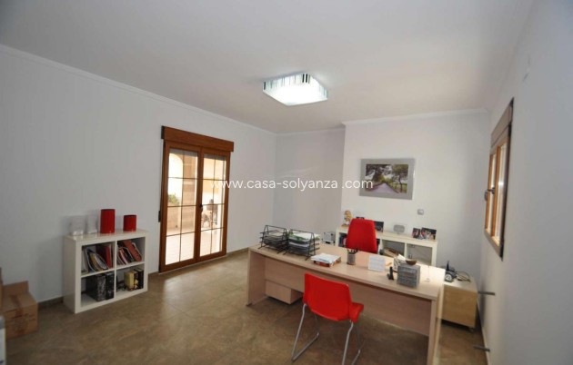 Revente - Maison de ville - Pinoso - Inland