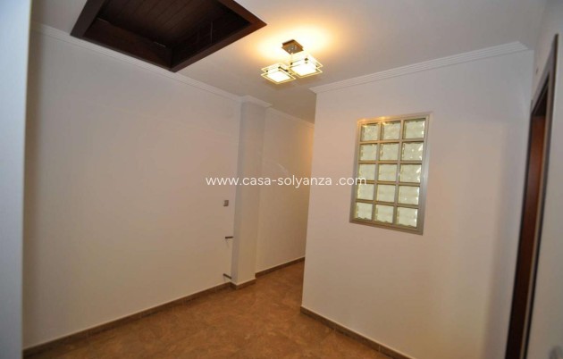 Revente - Maison de ville - Pinoso - Inland