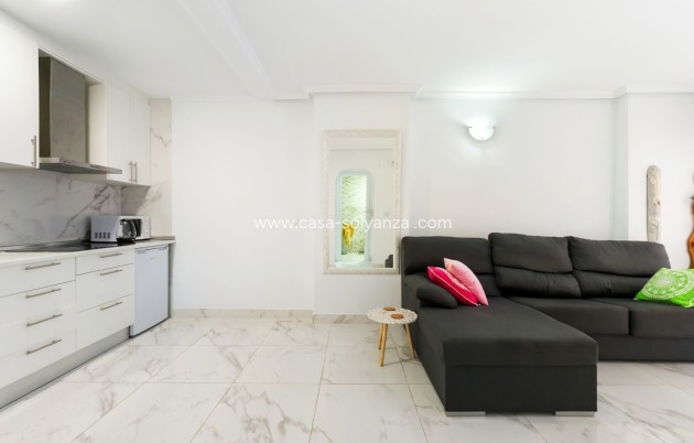 Wiederverkauf - Wohnung - Torrevieja - Center