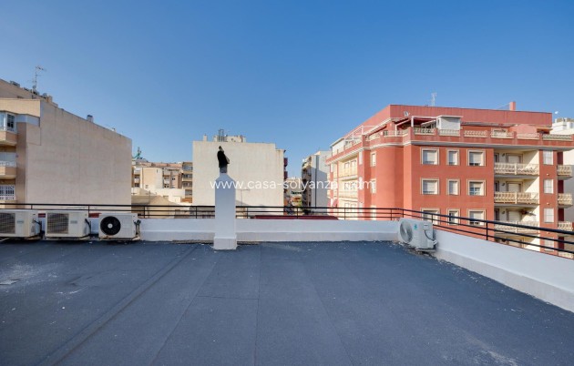 Revente - Appartement - Torrevieja - Centro - Muelle Pesquero
