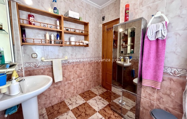 Resale - Townhouse - La Zenia
