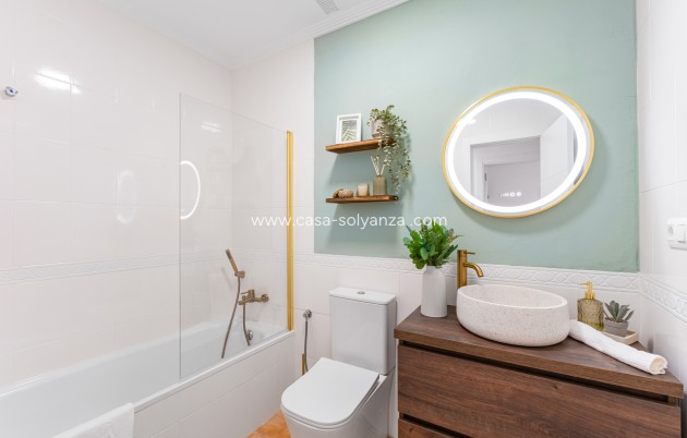 Revente - Maison de ville - Villamartin - Costa Blanca