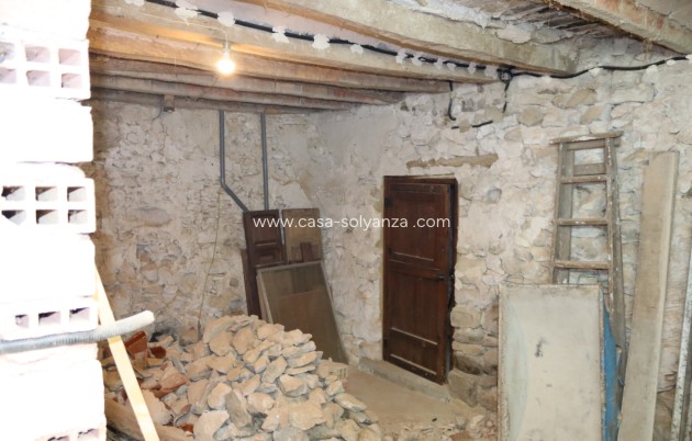 Revente - Maison de ville - Castell de Castells - Inland