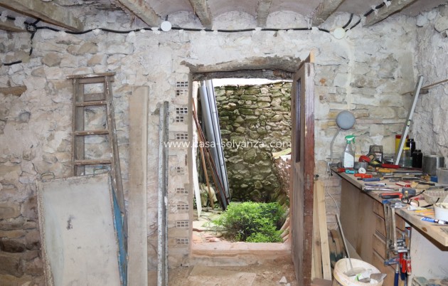 Revente - Maison de ville - Castell de Castells - Inland