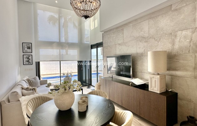 Wiederverkauf - Villa - Orihuela Costa - Costa Blanca