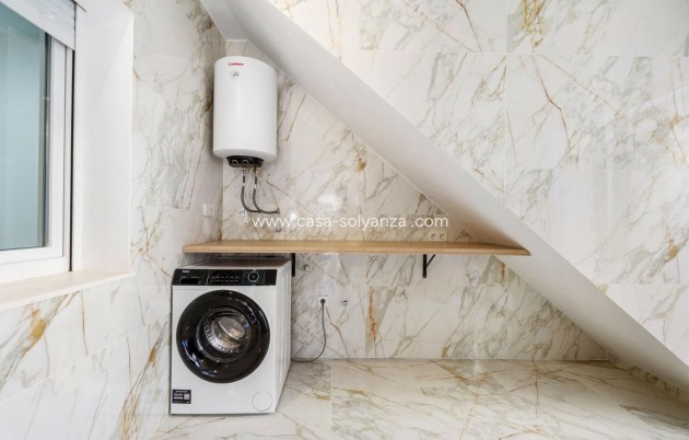 Revente - Villa - Torrevieja - El chaparral