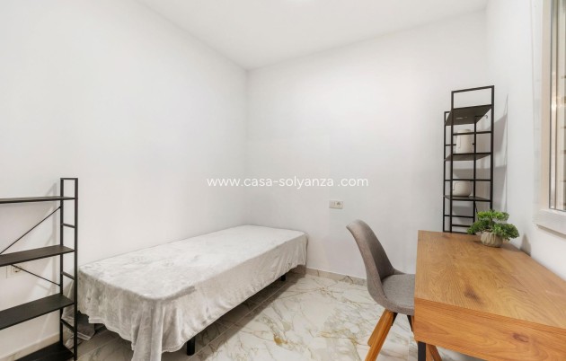 Revente - Villa - Torrevieja - El chaparral