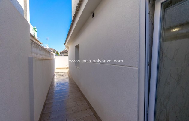Revente - Villa - Torrevieja - El chaparral