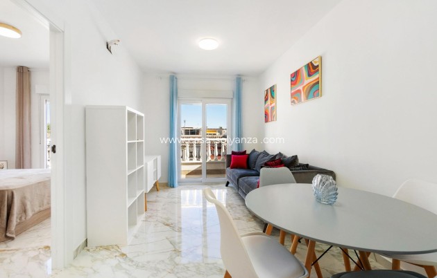 Revente - Villa - Torrevieja - El chaparral