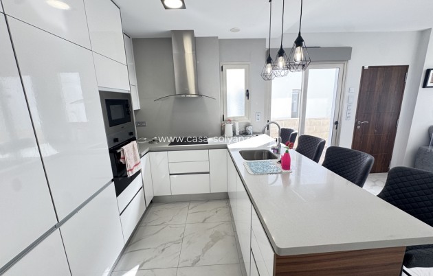 Wiederverkauf - Villa - Villamartin - Villamartín