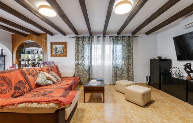 Wiederverkauf - Villa - Torrevieja - Los balcones