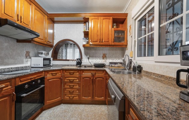 Wiederverkauf - Villa - Torrevieja - Los balcones