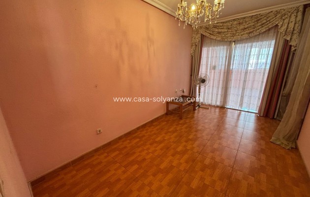 Revente - Appartement - Torrevieja - Playa De Los Naufragos