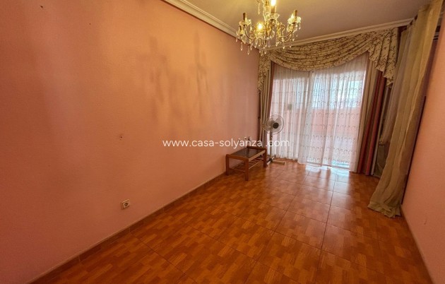 Revente - Appartement - Torrevieja - Playa De Los Naufragos